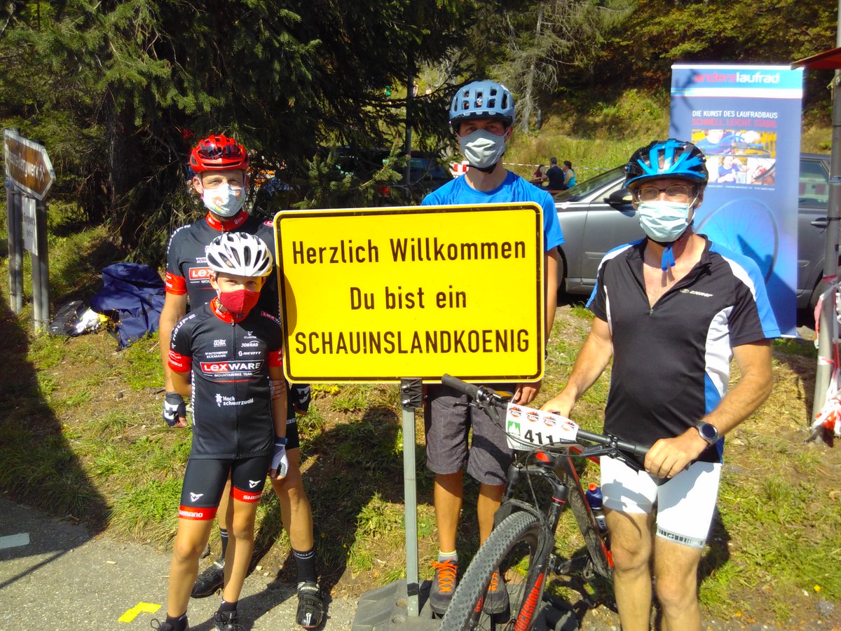 strahlenschutz's tweet photo. #bfsInside
Traditionell startete beim Bergzeitfahren Schauinslandkönig ein #BfS-Team. 4 Radler gaben alles und kämpften sich auf 1200m auf den Schauinsland, wo sich auch die BfS-Messstation befindet. Im BfS scheuen wir keine Herausforderung - weder beruflich noch privat. https://t.co/c6GjHedT3Z