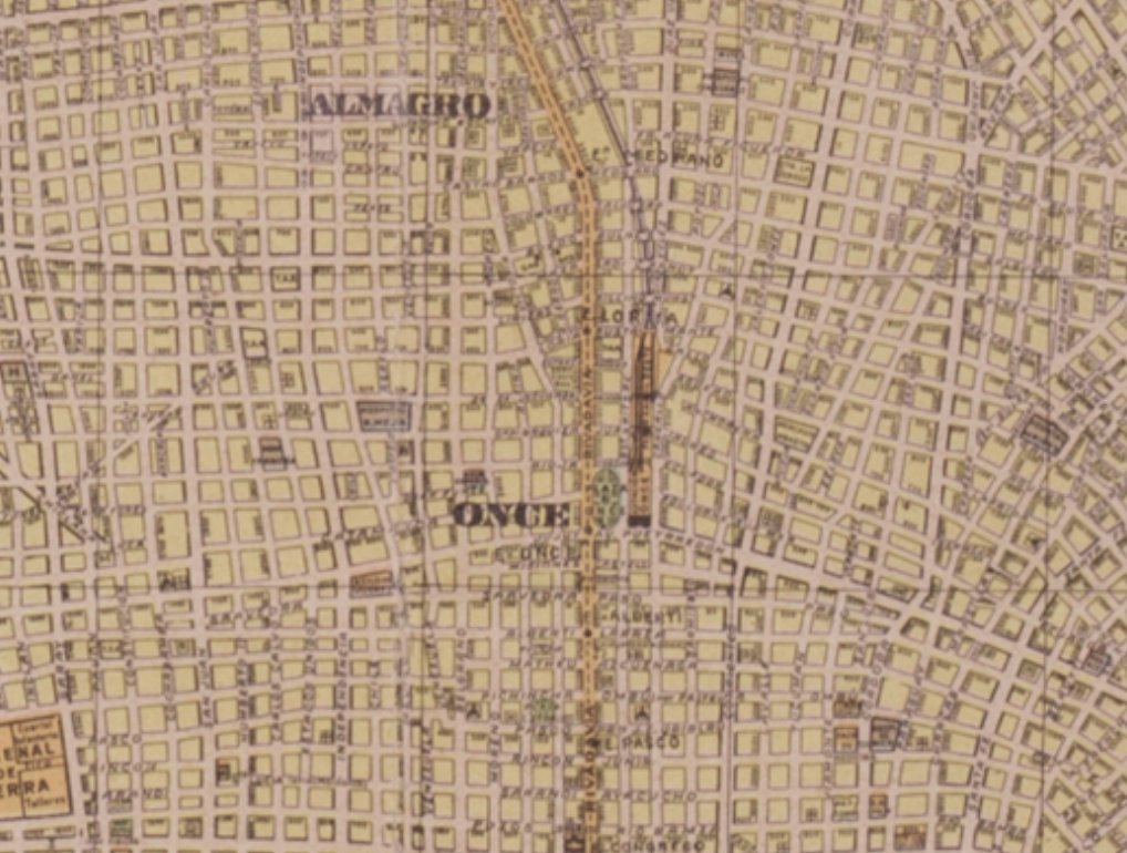 Balvanera era el nombre de una parroquia y de una circunscripción electoral, pero nunca fue una identidad. En todos los planos antiguos aparece el barrio del Once (1916, 25, 31, 36). A veces Congreso y Abasto, pero nunca Balvanera. Hoy los tres barrios reales son "no oficiales".