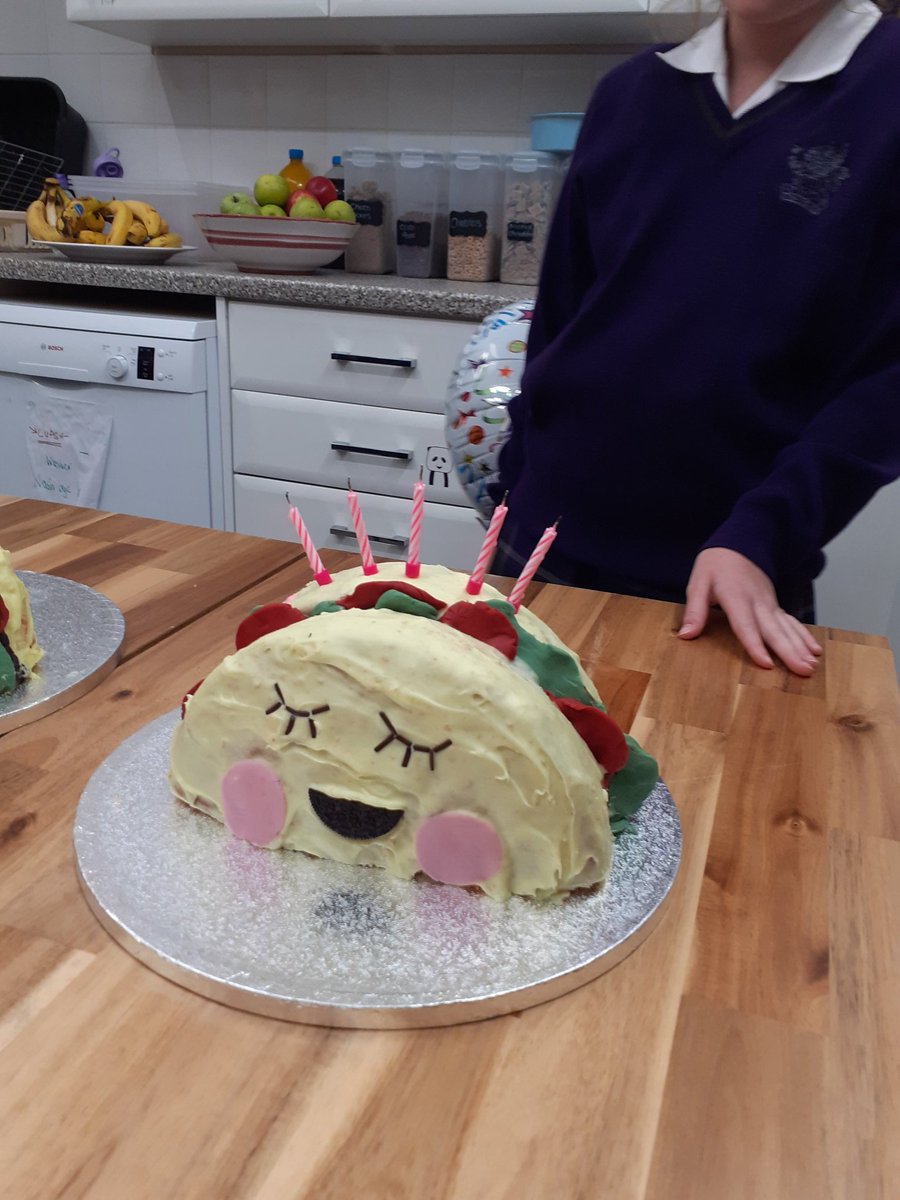 PrepBoarding's tweet image. We have set ourselves the challenge of making the best birthday cakes in a prep boarding house!Here's the first entry, our taco birthday cakes for Jess's 10th birthday.@PrepBoarding @WycliffePrep @WycliffeCollege @BSAboarding #iloveboarding #happybakers #boardingbirthdays