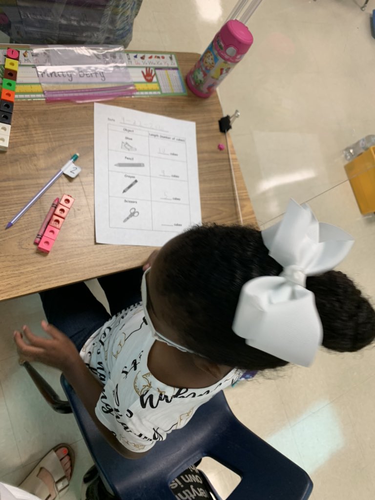 MrsPlummer11's tweet photo. Mrs. Plummer’s 1st grade scientists are learning how to measure length in cubes today! 👨‍🔬👩🏻‍🔬 #undertheSCE #stewartscreek https://t.co/v9fV1EADGn