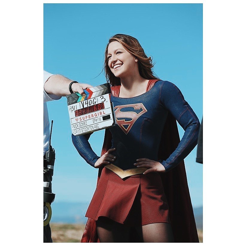 __ChasingStars's tweet image. Non so se sto piangendo più per quello che ha scritto o per il fatto che questa sarà l'ultima stagione di sempre 🥺❤

#supergirl #melissabenoist