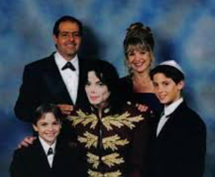 Media keep saying Michael Jackson had no long term relationships..but he certainly did .. there are receipts everywhere .. The Cohen family-