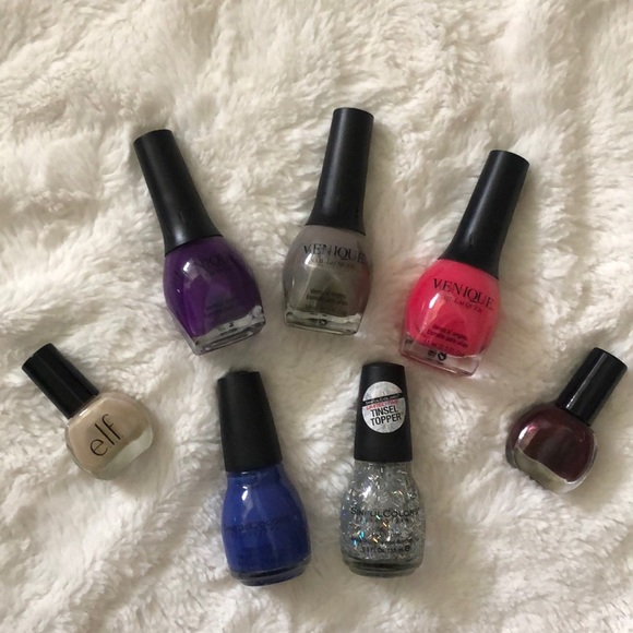 TweeterPSexton's tweet image. So good I had to share! Check out all the items I'm loving on @Poshmarkapp #poshmark #fashion #style #shopmycloset #venique #opi #morgantaylor: posh.mk/k8FK0xoRZ9