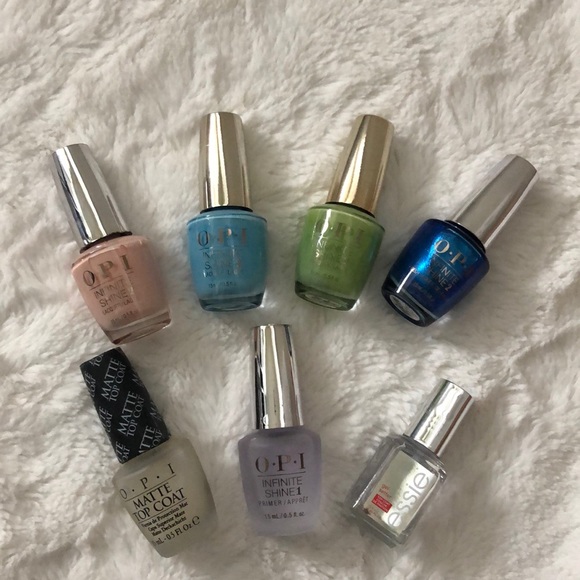 TweeterPSexton's tweet image. So good I had to share! Check out all the items I'm loving on @Poshmarkapp #poshmark #fashion #style #shopmycloset #venique #opi #morgantaylor: posh.mk/k8FK0xoRZ9