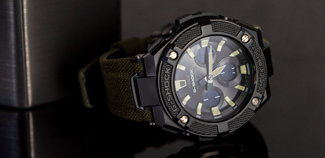 Watches2U's tweet photo. Days are getting darker and darker... but can you still get a solar-powered watch or should you wait until the summer? (Spoiler alert: yes, you can). Find out everything about solar-powered watches here: https://t.co/LBVKzPeyTI https://t.co/hxqwQO1ij5