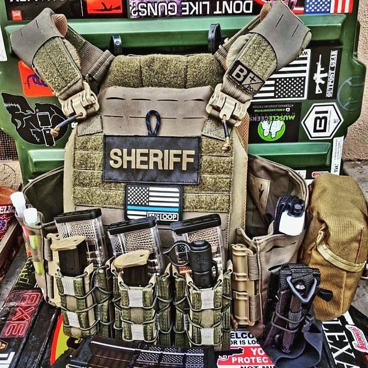 大人気新品 セイバートーチ製 sheriff （Nash シェリフ装備 PVC反射パッチ 個人装備