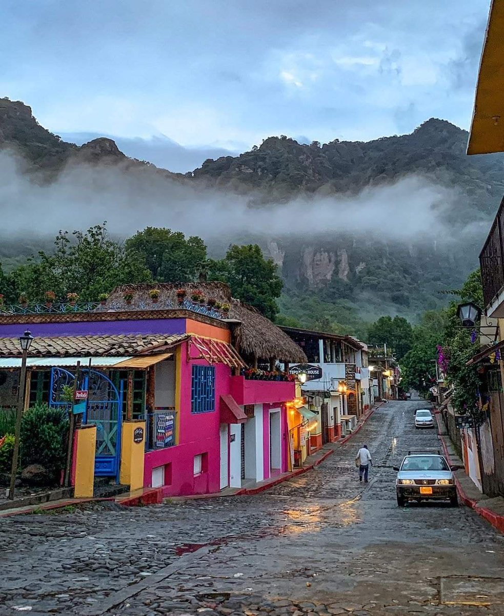 beatrizdiaz32's tweet photo. Vamos a tomarnos un café en Tepoztlan!! https://t.co/vKw6ayIqo8