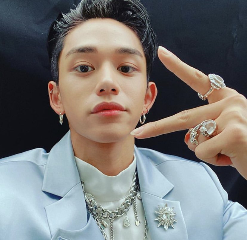 weishenvupdate's tweet photo. [200923] LUCAS Instagram Update

“NCT 🍀” 

#WayV #WeiShenV #威神V @WayV_official https://t.co/4wfbx1bfCG