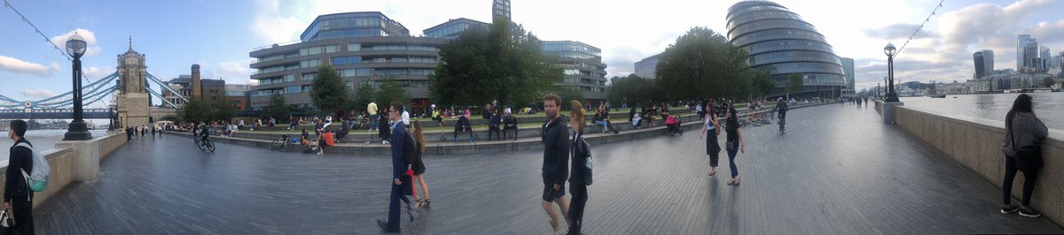 Himanshukol's tweet photo. #londonlockdown
see for yourself π
#towerbridge
#pottersfieldspark
#filminginlondon https://t.co/bxRWbA8hm6