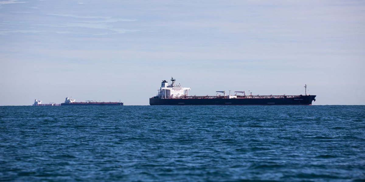 “The oil market, in terms of being able to predict what will happen next, is in a very unique situation,” said Marco Dunand, chief executive of commodities trading company Mercuria Energy Group. “This has never happened in history.” on.wsj.com/2ROEtf1