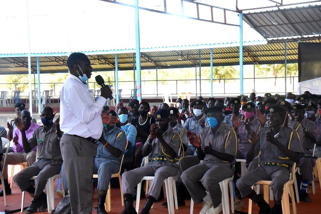 TPsdadm's tweet photo. CEC @LokwangBenson further called for coorperation with the @NPSOfficial_KE to enhance professionalism in service delivery amongst the enforcement officers. @TurkanaCountyKE @Jonathanekai https://t.co/ckW2ACNyaD