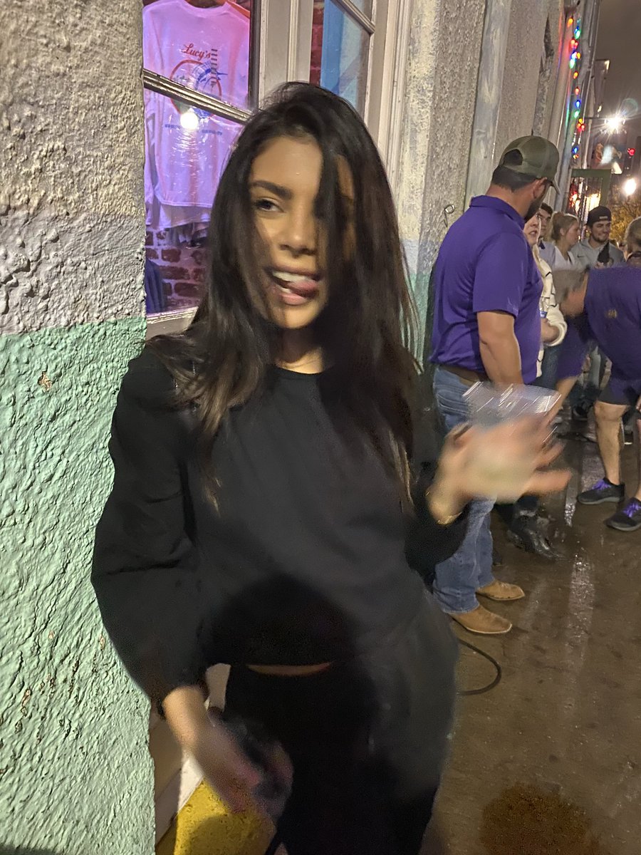 ivloli's tweet photo. When your friends say let’s take another shot vs. after you take the shot. I miss Nola 🥺 https://t.co/ja4Vg69NM9