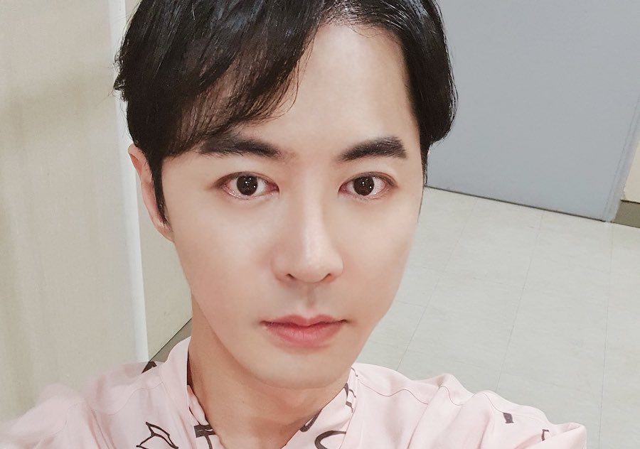 Soompi On Twitter Shinhwa S Junjin To Hold Wedding Ceremony Next Week Https T Co Iyde26yuhp Https T Co Aqmwcbzgrp Twitter