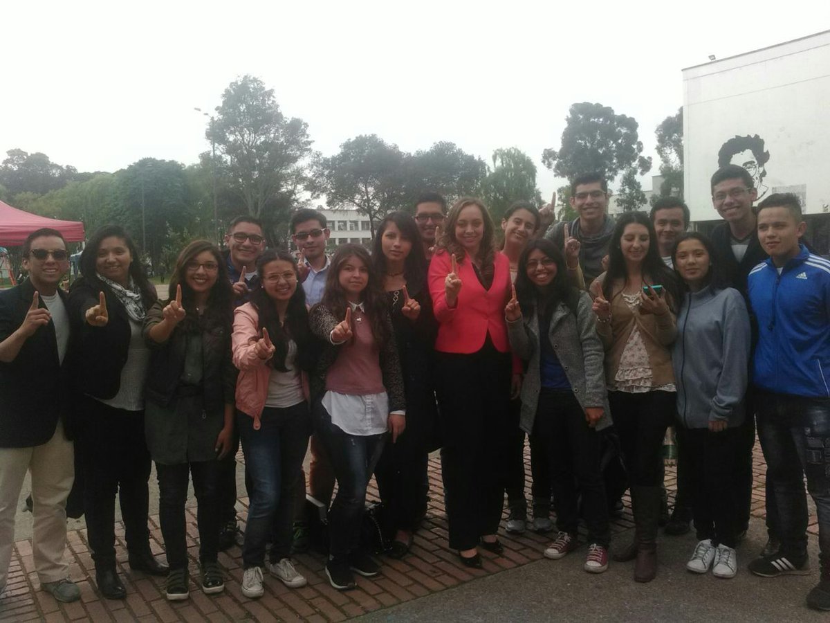 Nicolas_TellezO's tweet photo. Que alegría saber que son 153 años construyendo país y sociedad @UNALOficial desde la familia de Juventudes @PartidoMIRA les deseamos un Feliz Cumpleaños 🥳🎂 porque #SomosOrgulloUNAL https://t.co/oot6XIF0Gw