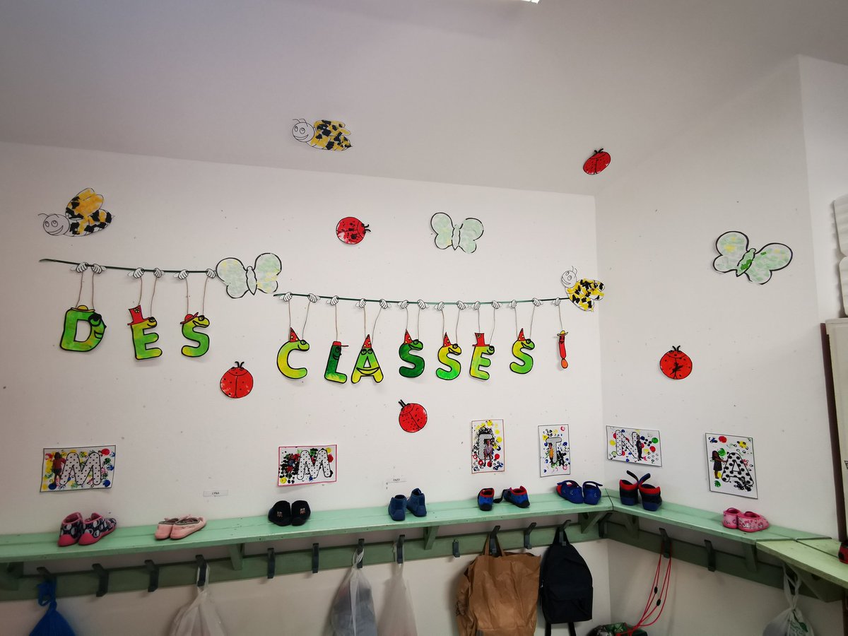 KevinSorlet's tweet photo. ⚠️ Attention !!! Les insectes ont envahi l'école maternelle d'Amance🐞🐝🦋  Réalisation des Ps #projetbiodiversité https://t.co/tYPu93D94u