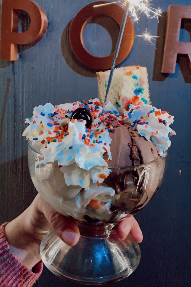 Make everyday your birthday with our new Ultimate Birthday Sundae! 🥳🍨 Be sure to try it tonight for dessert! 🤤