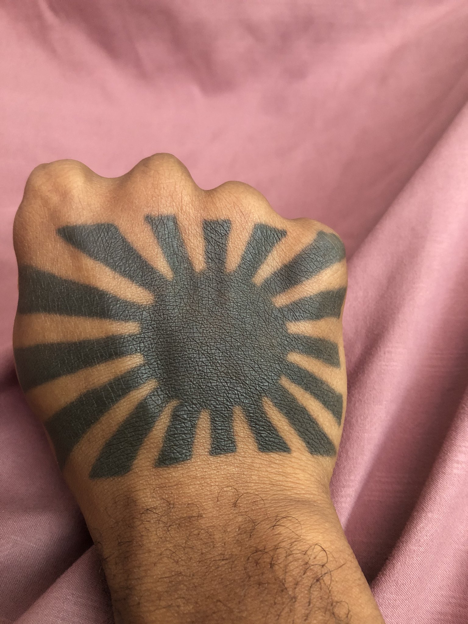 Discover 160+ rising sun tattoo