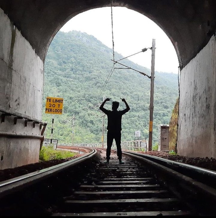 This train line passes through 84 bridges and 58 tunnels. *This broad gauge electrified line starts from Kothavalasa, a small station located between Vizianagaram* Mostly the tunnels falls in the district of Rayagada and Koraput of odishaPc: Maliguda tunnel