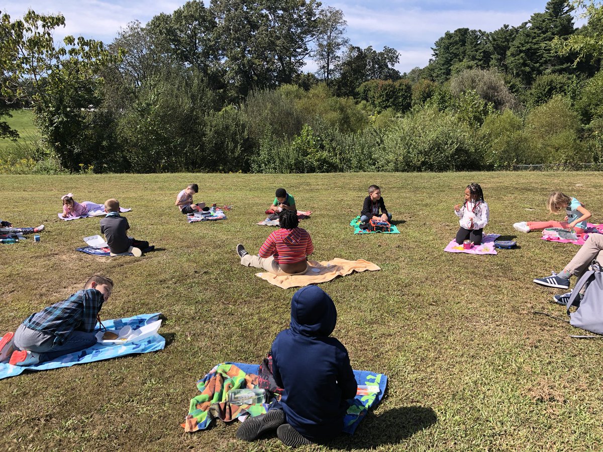 Lunch picnics are the best! #HuskiesLeadThePack #HuskyStrong