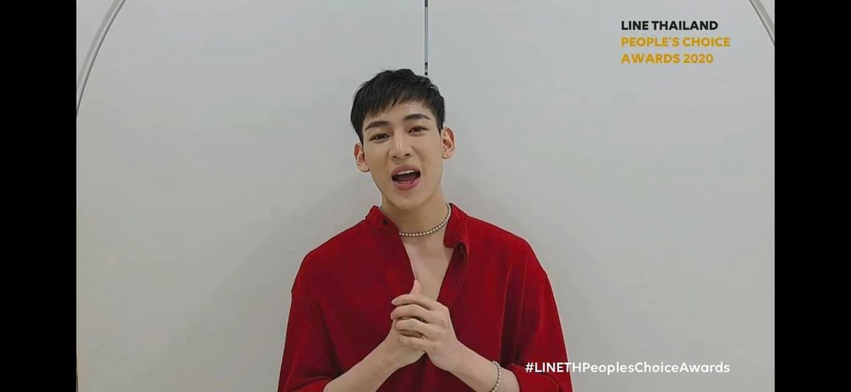 BamBam_G7Peru's tweet photo. [INFO] 200922 #BamBam da el discurso de aceptación del premio "Stickers Oficiales más Descargados" de LINE. 

#LINETHPeoplesChoiceAwards
#linestickersth
#LINEThailand 
#แบมแบม #뱀뱀 https://t.co/MyqAKRimeb