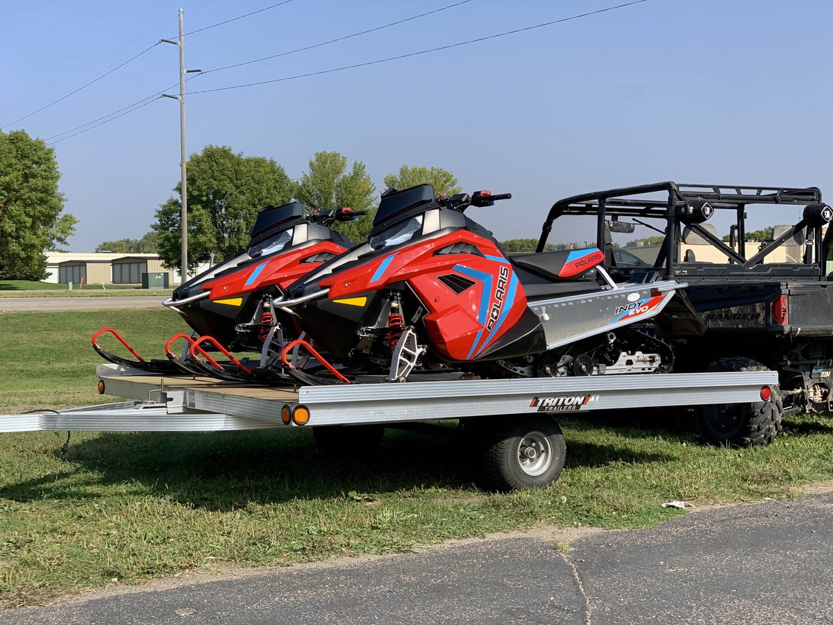 YourWayToFun's tweet photo. 🚨PACKAGE DEAL ALERT!🚨
This is a great deal for 2 snowmobiles and a trailer. 
2020 - Polaris RMK EVO
2020 - Polaris RMK EVO
2020 - Triton XT10-101 Trailer 
$12,999    #snowmobile #snow #trailer #EVO #Indy #Polaris https://t.co/stIIsn4kOZ