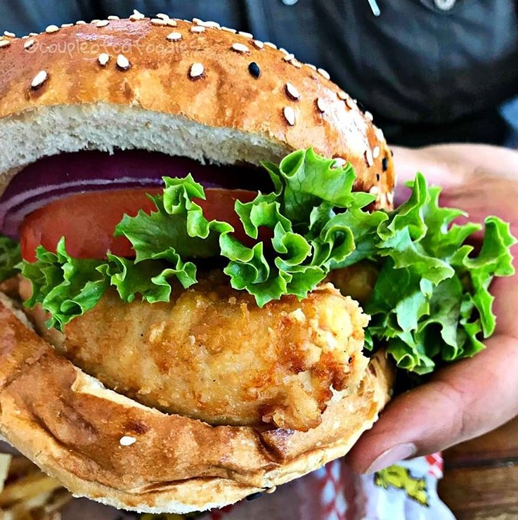 ChickenShackCa's tweet image. Yeah, we know we can be a bit of a handful 😉

#HanfordCA #ChickenShack #CaliEats #CaliforniaFoodie #CaliFood #CAWings