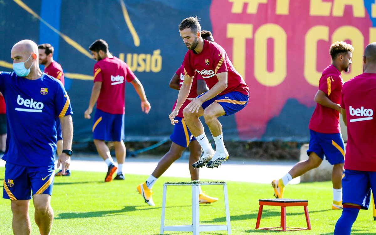FC Barcelona tweet media