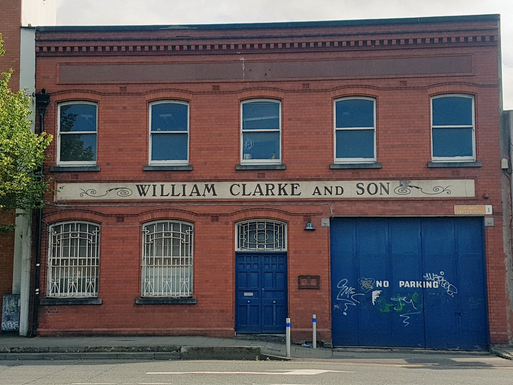 one of my favourite empty buildings in Cork city centre, no 99 on thread what's not to like about it, so much character, history, stories so much space, so much potential, would be amazing art/design & maker centre #meanwhileuse  #local  #circulareconomy  #regeneration