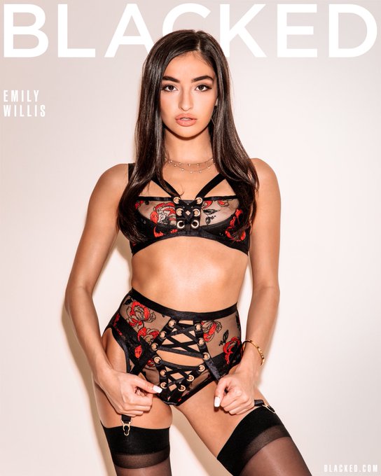 1 pic. New new this 9/26 @blacked_com with this hottieee😏🔥  Preview here !!  https://t.co/hdai0esu5d<a class="tags" href="/tag/blacked_com">@blacked_com</a>