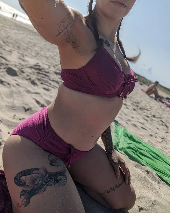 i didn't go to the beach enough this summer https://t.co/ObvfeJKmnu<a href="/tag/booty"class="tags"><span>#booty</span></a><a href="/tag/fetish"class="tags"><span>#fetish</span></a><a href="/tag/camgirl"class="tags"><span>#camgirl</span></a><a href="/tag/flirt"class="tags"><span>#flirt</span></a><a href="/tag/sexwork"class="tags"><span>#sexwork</span></a><a href="/tag/many"class="tags"><span>#many</span></a>