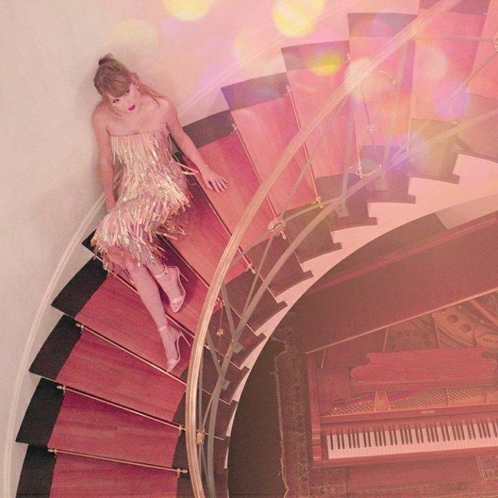 swiftmarvelete's tweet photo. lembrando quando a taylor postou essa foto e até os degraus a gente contou, muito surto https://t.co/bY0WcXYETu