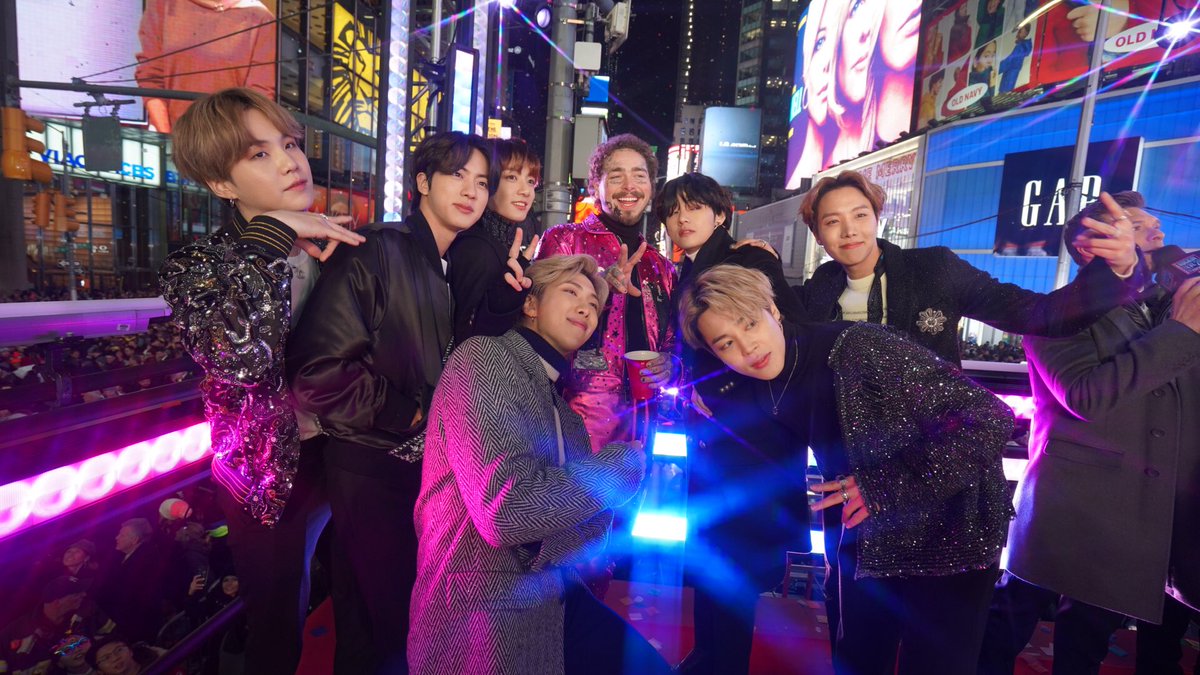 SmileH0YA_'s tweet photo. We love to see it, i joined Twitter for BTS #BTS #ARMY and its been an amazing 7 years!💜
Do you remember when you joined Twitter? I do! #MyTwitterAnniversary https://t.co/IYhxHkoMGv