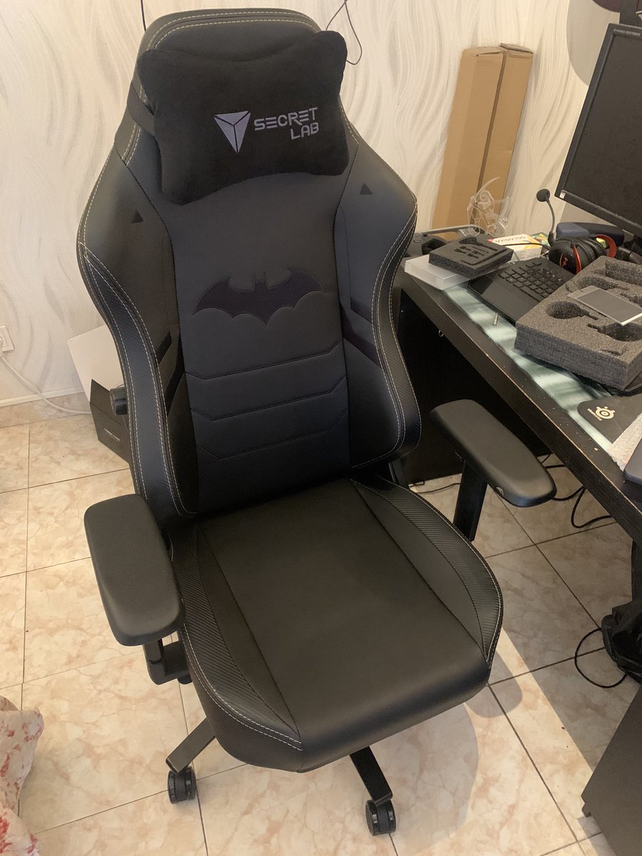 Réception de ma #secretlab aujourd’hui ! Super qualité, super confortable 🥰