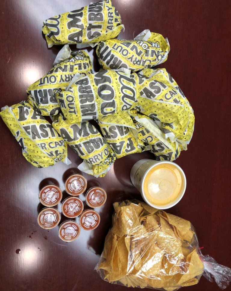 PointSocial1's tweet photo. Taco Tuesday! ๐ฎ Thereโs no such thing as going overboard on Taco Tuesday.
Drop a picture of your tacos!
#tacotuesday #tacos #pointsocial #pointsocialmedia https://t.co/ToRaiJQsVi