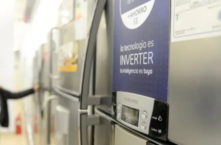 merloahora's tweet photo. El Gobierno lanzó un plan para comprar electrodomésticos en 36 cuotas con tasa del 15%

https://t.co/J1w36lmakJ https://t.co/NkfF6fLPZ5