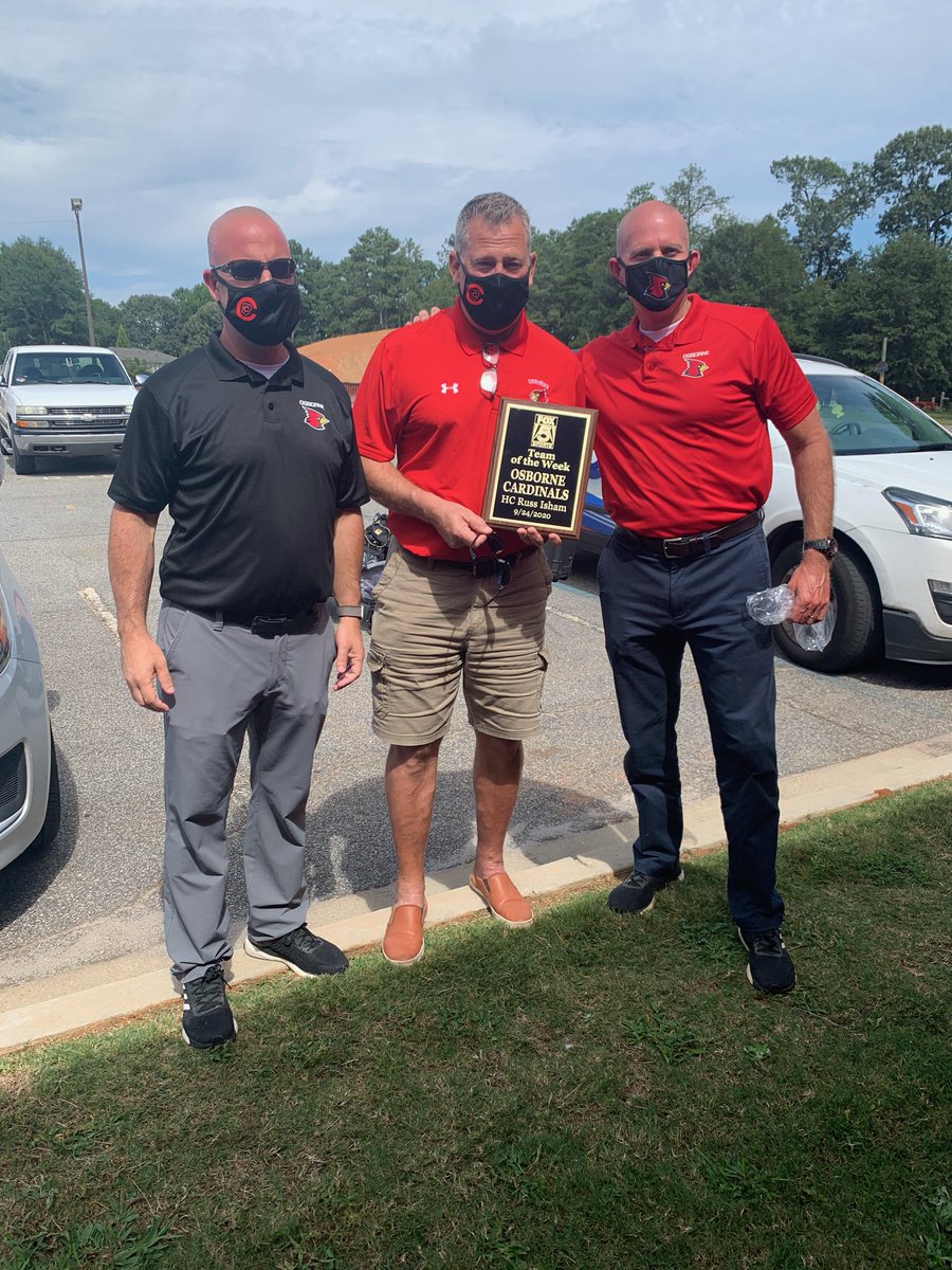 osbcardinals's tweet photo. Our Osborne Cardinals are the Fox5 Sports Team of the Week!!!! So proud of this team and Coach Isham and his coaching staff. Watch for us on the news on Thursday morning 9/24 @ 8am. #grit @CCSD_AD @CobbFballFri https://t.co/zzRxkkZuj9
