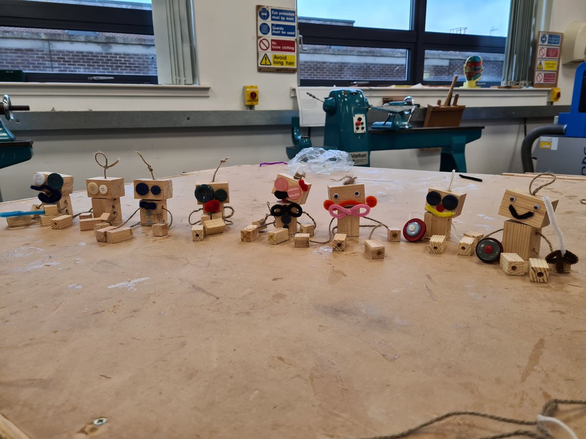 Check out these fabulous Robots made by some of 1P2 pupils! The workshop skills and knowledge they have learnt and demonstrated with just 6 periods is amazing! Keep it up 👍 <a href="/carlukeHEandDT/">CarlukeHE&DT</a>