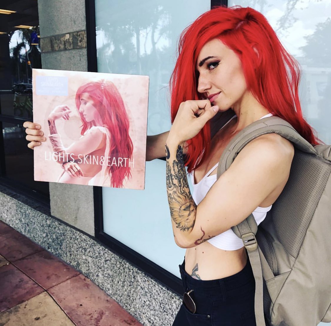 lights's tweet image. Skin&amp;amp;Earth came out three years ago today how the H E L L

I love her 🤍