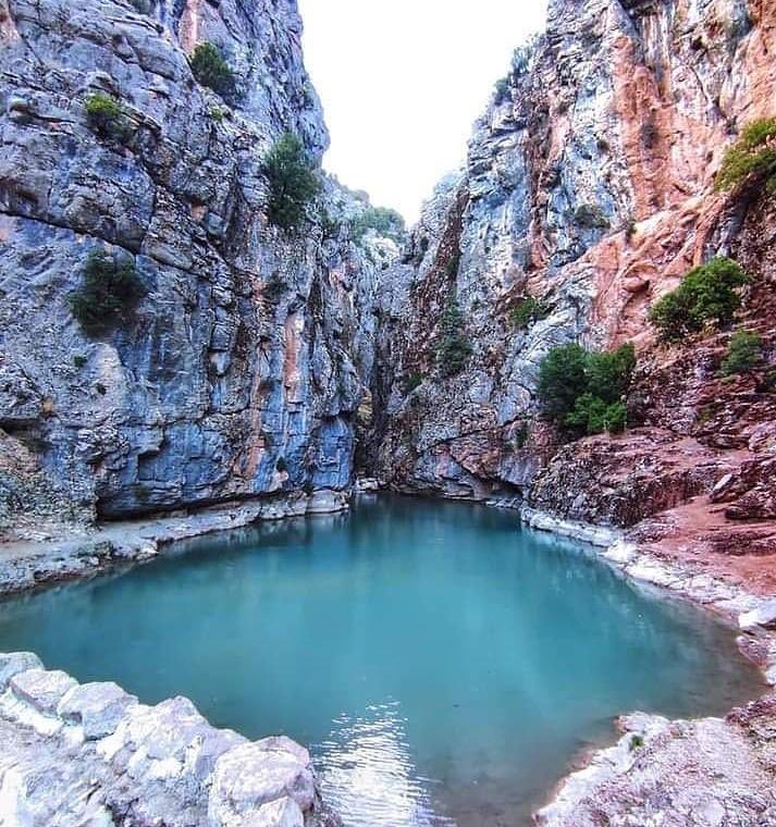 Her köşesinde eşsiz güzellikler barındıran #Denizli’mizin #Acıpayam ilçesinde böylesi muhteşem bir kanyonun olduğunu biliyor muydunuz?

#WeLoveDenizli 💚🖤