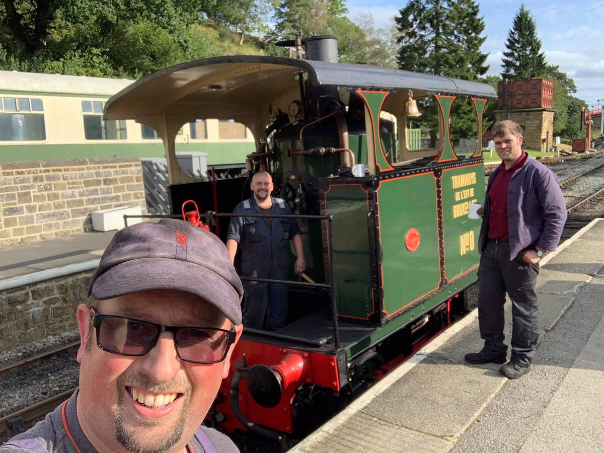 North Yorkshire Moors Railway tweet media