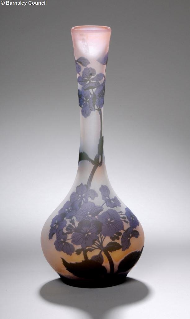 Green and purple - Art Nouveau vase by Emile Gallé