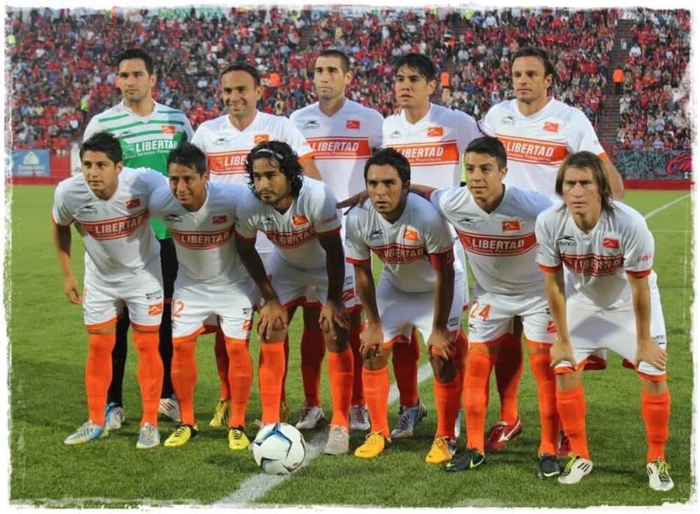 ederpacheco9's tweet photo. ☝️⚽️☝️ @CFCorrecaminos https://t.co/PZdlWAOJLL