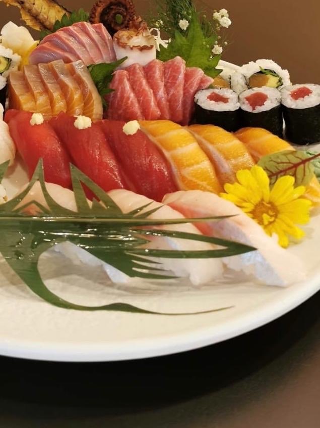 Com si fos la primera vegada, el nostre pols s'accelera, amb il·lusions i pors per poder tornar a estrenar i convèncer al nostre públic que tornem per oferir una obra meravellosa.🎭🍣🍜
 #japaneserestaurant #hatsukoirestaurantfirstlove #santsadurnidanoia #barcelona #sushilovers