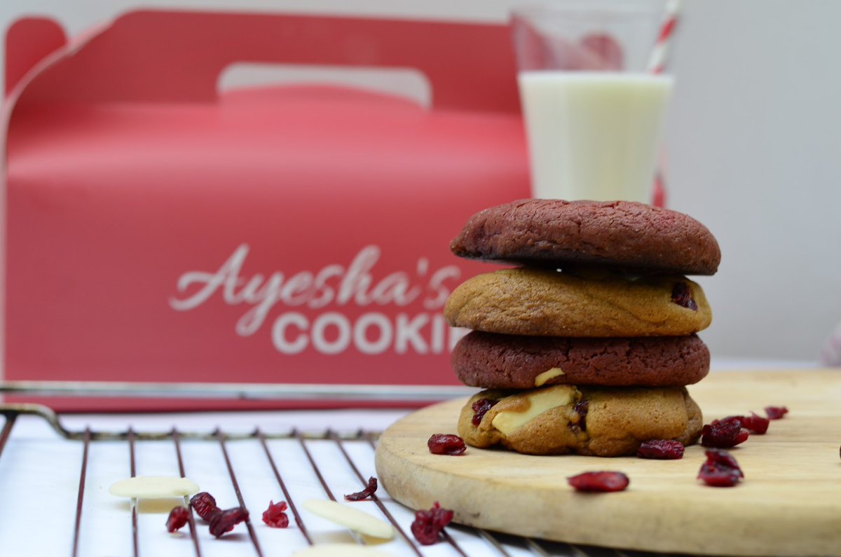 Twitter are you ready for the best cookies you’ve ever eaten? #cookies #ayeshascookies #gooeycookies