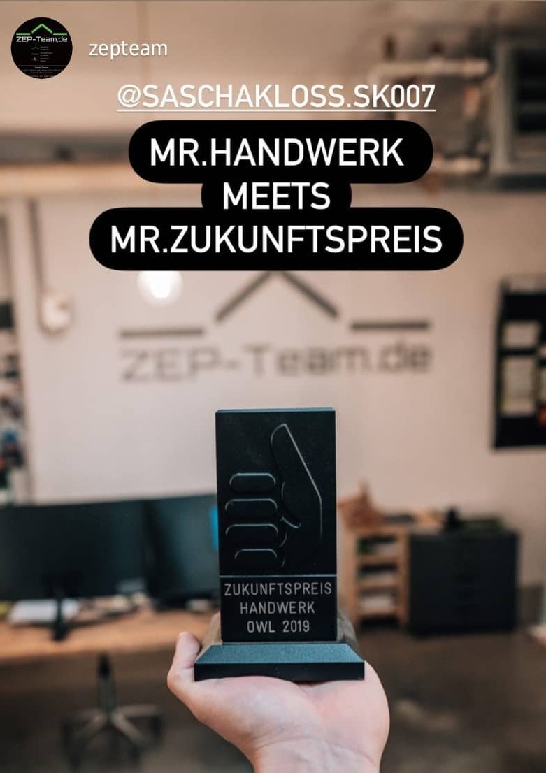sascha_kloss's tweet photo. Kooperieren statt konkurrieren
@zepteam 🤝 @sascha_kloss #philipphaustechnik
#zimmerer #dachdecker #bielefeld
mit #lustaufhandwerk
@dashandwerk @hwk_owl @germanys_power_people
#zukunftspreis #misterhandwerk #checkandwork
Freue mich auf weitere spannende Projekte mit Euch ⚒️⚒️⚒️ https://t.co/zN4dwikRPe