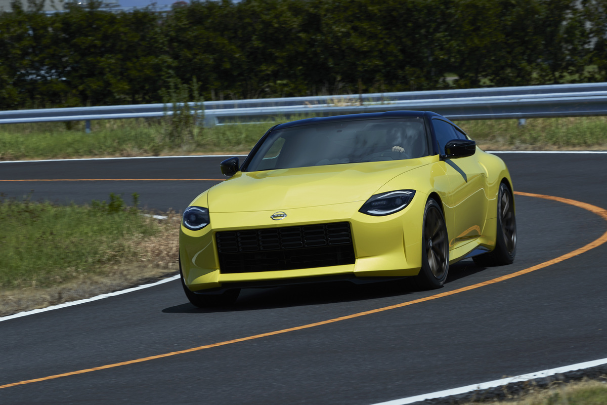 KaoticMotoSport's tweet photo. The new Nissan Z Proto has been unveiled and it's got some exciting news. Check out the new Nissan Z Car coming out.  #Nissan #NissanZ #SportsCar #NissanSportsCar
https://t.co/azIX9oZPqk https://t.co/cP3F8Bf1VW