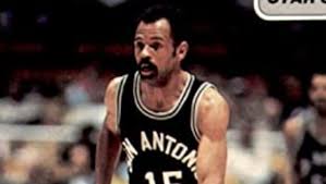 On April 15, 1984 (today 37 years ago) John Lucas broke the record for assists in a quarter (14), surpassing the 12 of Bob Cousy (1959), his (1977 and 1978) and Magic Johnson (2 months before)

In 2009 Steve Blake managed to equal this historical record https://t.co/vWY7OSvfOy