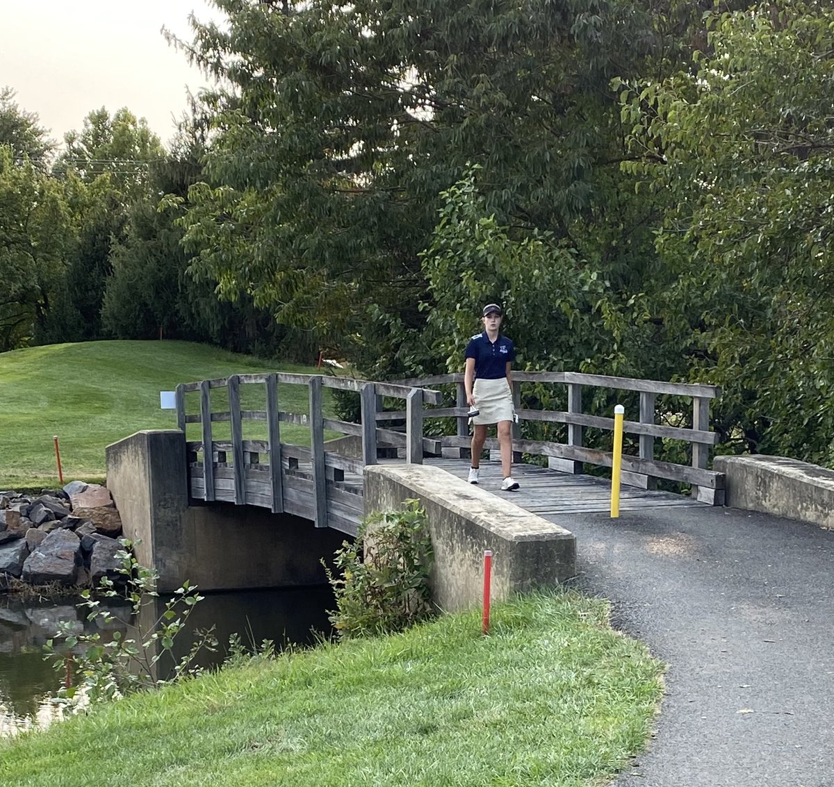 NorthPennGolf's tweet photo. Down to the wire and Chris LaRosa (40) comes up huge to finalize the win for NP Golf against CB South 192-195. Dom Della Penna and Hayley Ekert lead the charge with 1 over par 36’s #stuffinit in this #signaturewin @NPSD https://t.co/LJozgZb6vm
