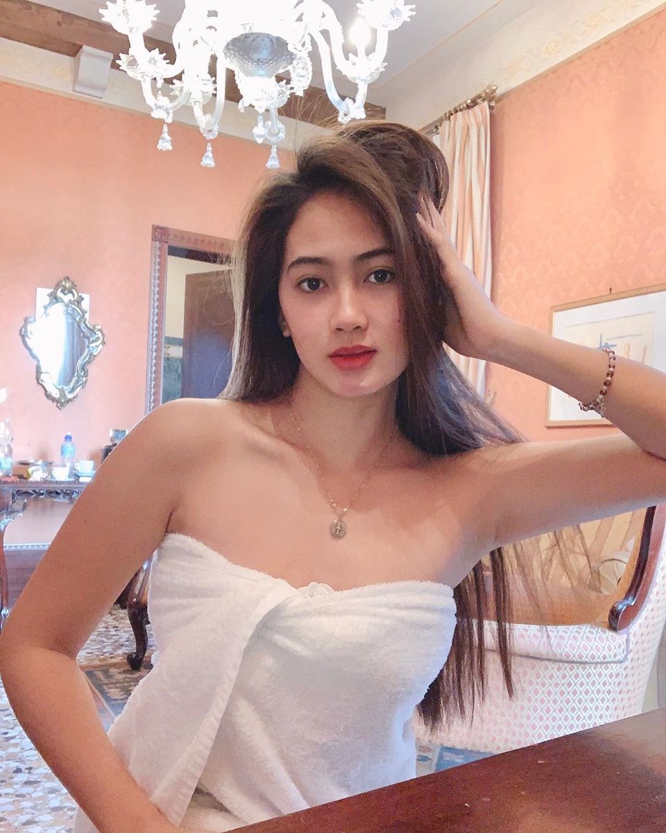 Stepina34's tweet photo. Ready beb 😘  #vcskuy 

Mumpung kosong sekarang ini langsung wa aja ya ☑
Wa 📲 082217102665
Id line 📲
#MorningSeex
#RealAngel #vcsreal #vcscolmek #RealAngels #vcsjilbab #vcs #TRUSTEDBISYAR #TRUSTEDHIJAB #vcscrot #vcsbugil #vcshot #openvcs  #vcsberbayar https://t.co/TRlSqjKU6U