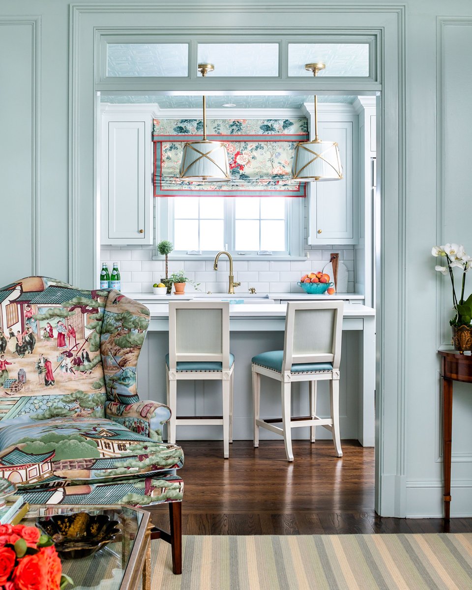 flowermagazine's tweet photo. Interior designer Mallory Mathison Glenn joins our dynamic  panel discussion on designing with florals, tomorrow, Sept. 23, 10 a.m. Sign up at https://t.co/nnOUaO90OU #DiscoverADAC @adacatlanta https://t.co/69qJTpvOcG
